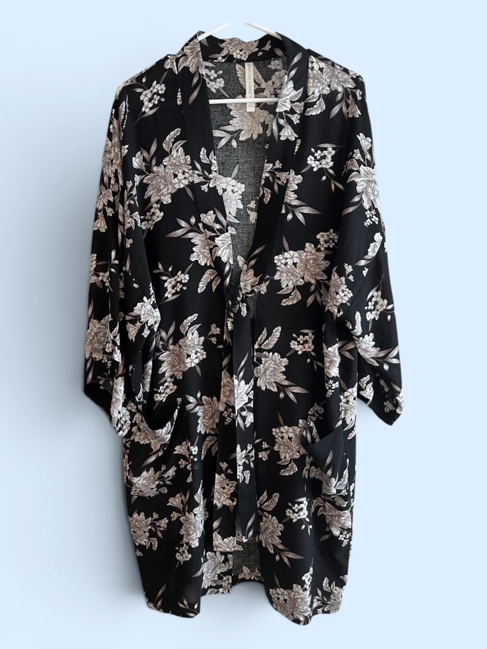 Spiritual Gangster Black and White Maya Floral Kimono Robe One Size